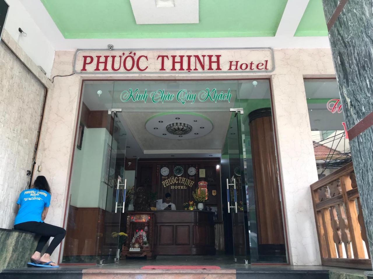 Отель Khach San Phuoc Thinh1 Вунгтау Экстерьер фото
